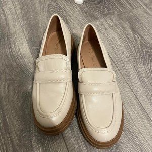 The Bradley Lugsole Loafer in Leather - Harvest Moon